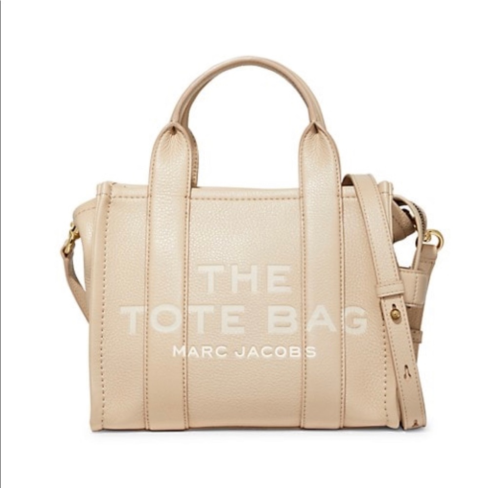 Tan Marc Jacobs Tote Bag 💼 Lightly used.